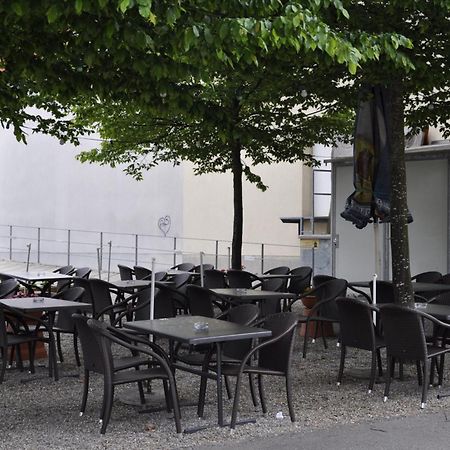 Hotel Restaurant Passage غرنشن المظهر الخارجي الصورة
